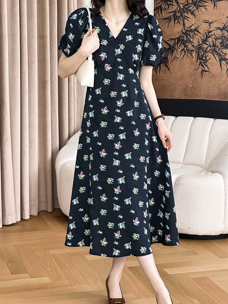 2025 popular spring and summer new Korean design sense retro V-neck bubble sleeve floral dress female 722