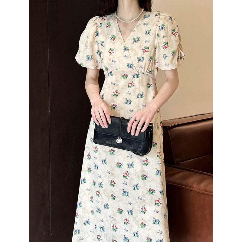 2025 popular spring and summer new Korean design sense retro V-neck bubble sleeve floral dress female 722