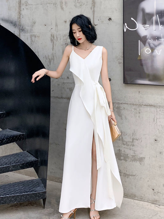 White simple evening dress women's  new high-end banquet temperament host high-end light luxury niche dress